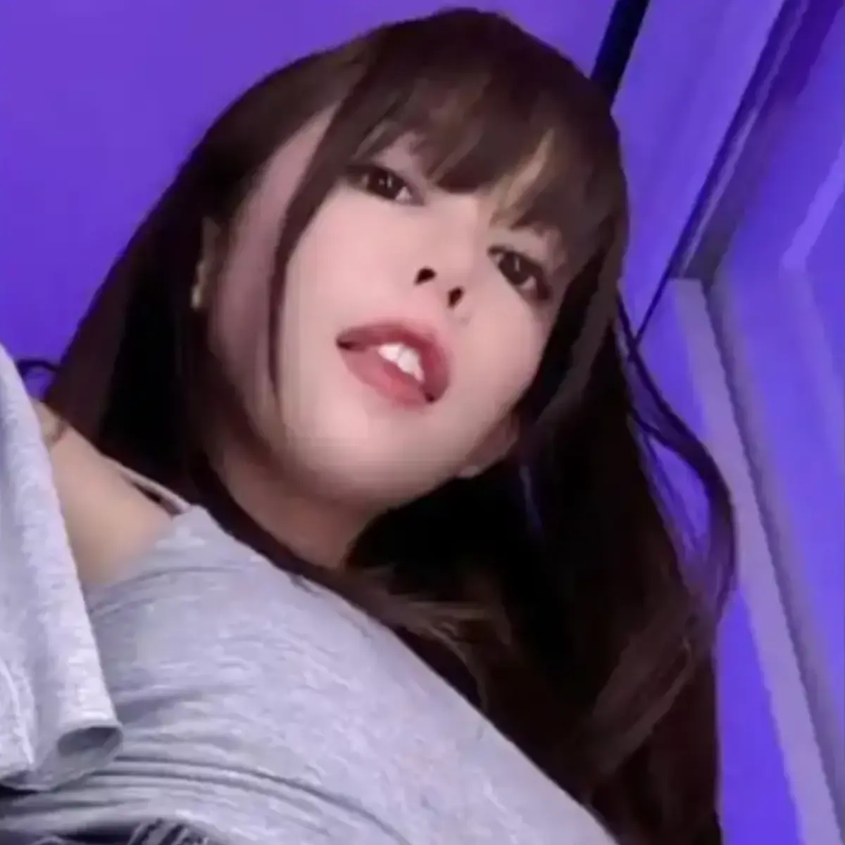 《绯红小猫KittyKum》高清HD无删减完整版在线观看 - 绯红小猫KittyKum全集1080P免费播放 - 系列合集资源高清画质