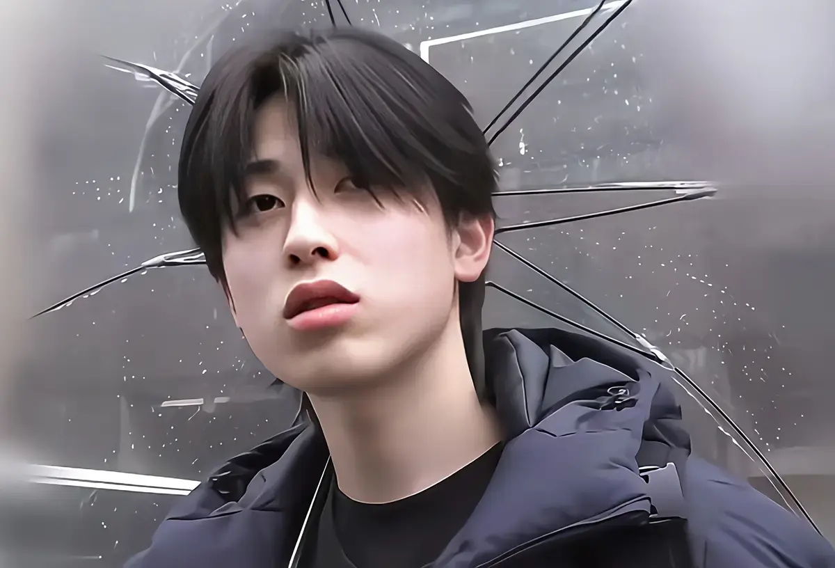 日本帅哥jukiya雨中撑伞采访太戳人-三部曲全网封神完整版免费超清速看-雨中的男孩街头采访三部曲