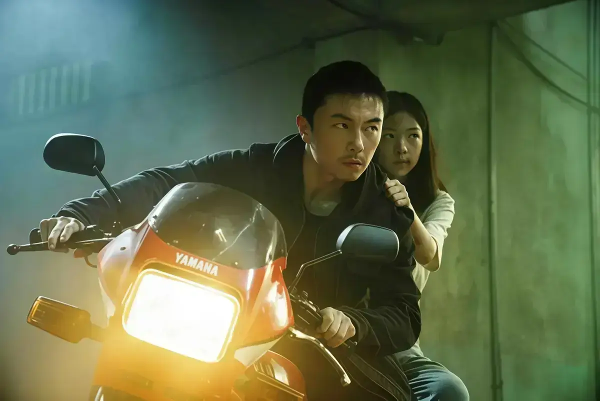 《火遮眼》犯罪惊悚片1080P高清无删减播放-火遮眼2026谢苗主演在线观看-火遮眼中字原声免费资源