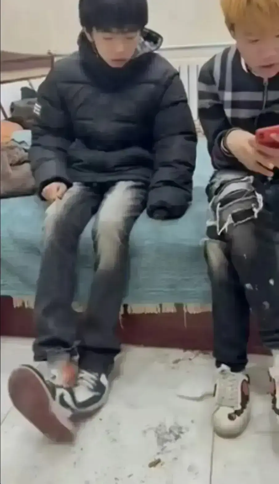 免费观看《轻奢小子和美式 boy》未删减完整版-《轻奢小子和美式 boy》黑料原视频1080P超清-高清画质无广告快速播放